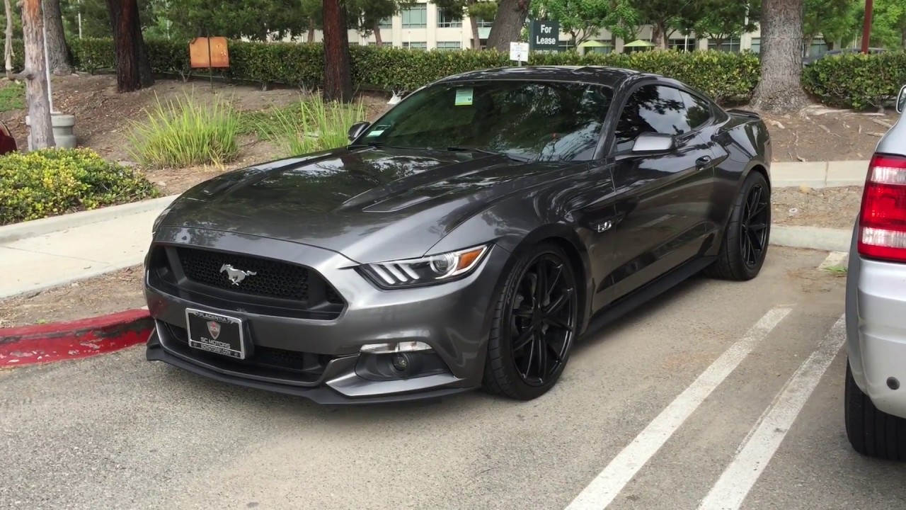 17 Ford Mustang Gt Fastback Youtube