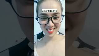 App Live Show Hàng Gái Xinh Lộ Hàng