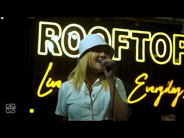 Sial (MAHALINI) - Live cover by Dylla at Rooftop Coffee class=