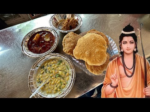 Sukan ji Ki Ram Raja Puri Sabji | Sell 100 KG BHANDARA STYLE Puri Sabji Daily | Jhansi Food Tour