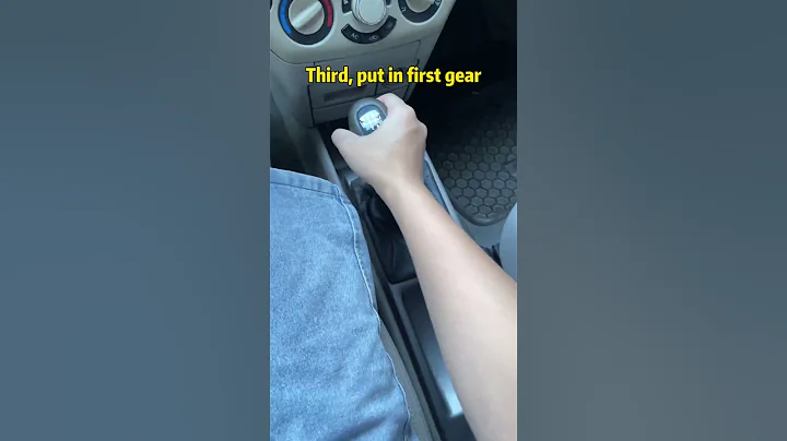 How to start a manual car correctly?#car #carknowledge  #driving #tips