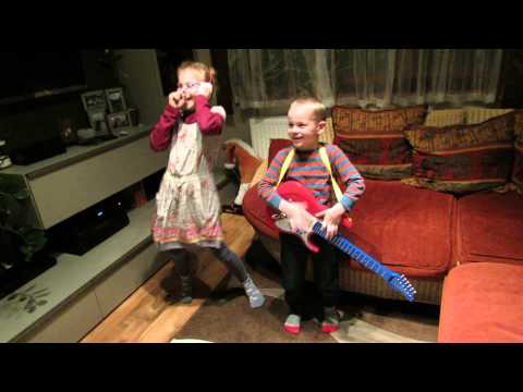 Ez Nem Katasztrofa Csak Karacsony Cover Youtube