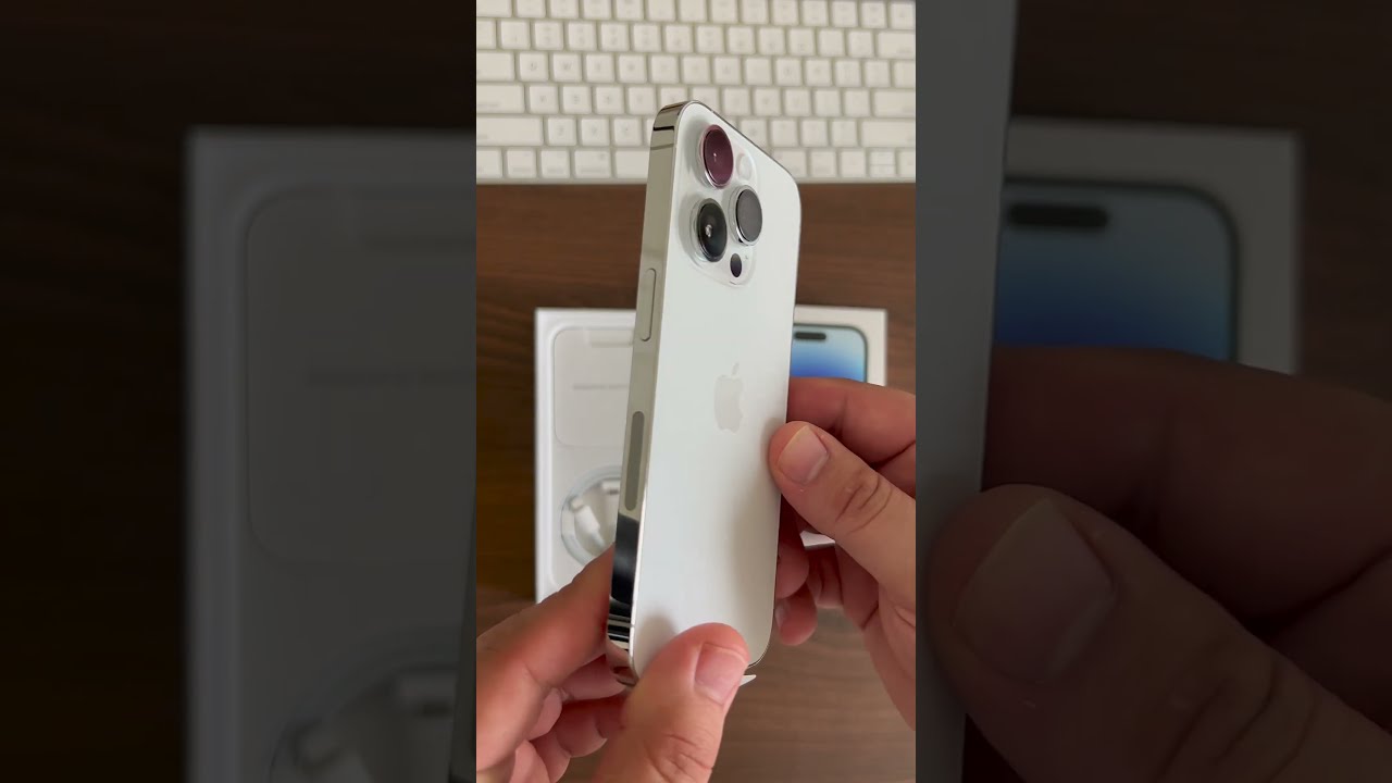 Silver iPhone 14 Pro Unboxing! #Shorts #Apple #iphone14pro