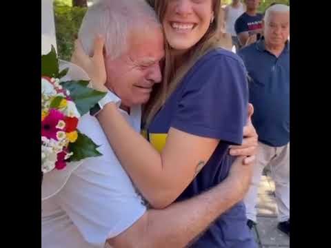 Alessia Orro torna a Narbolia da campionessa d'Europa: la commozione dei nonni