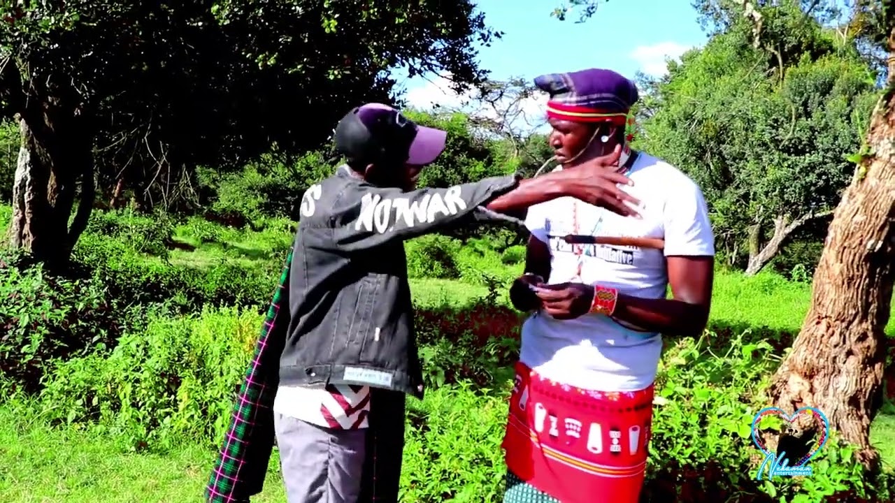 SIASA E LKISHOMPIRI O SIERE