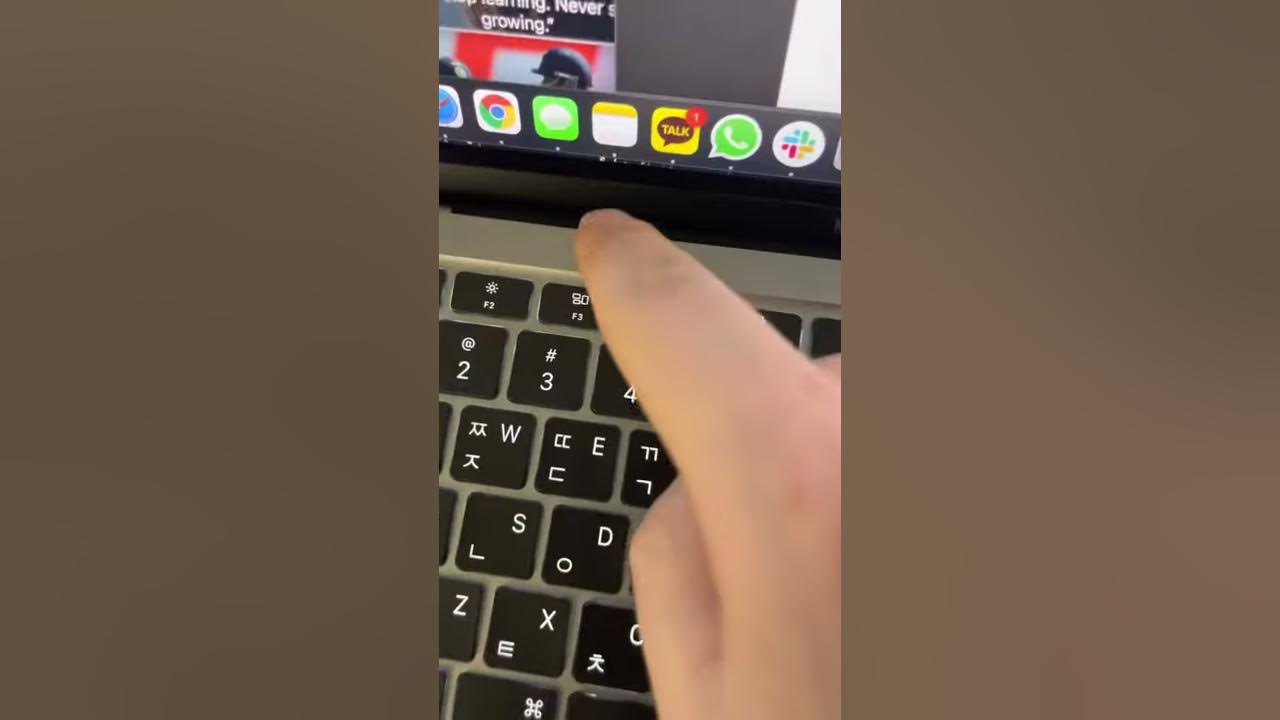 How to use mission control to see what tabs and windows are active on macbook!
