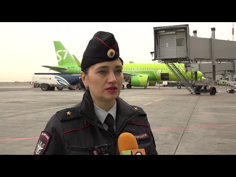 Кто и как несёт службу в аэропорту Толмачёво? // "Новости 49" 12.10.23