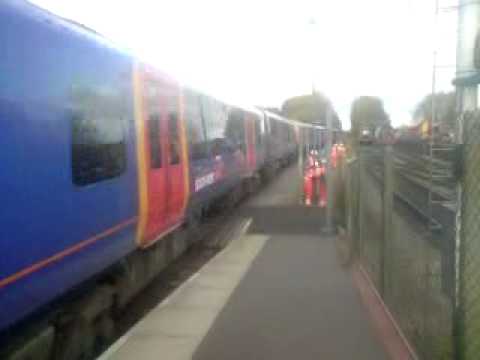 SWT 450 arriving into alton - YouTube