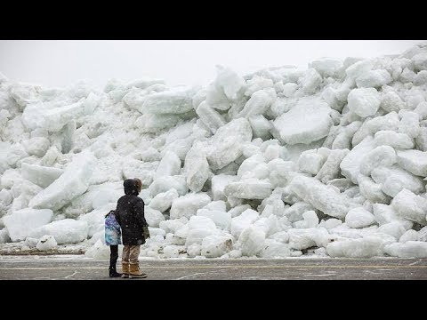 Vídeo: El Tsunami De Hielo Golpea El Lago Erie
