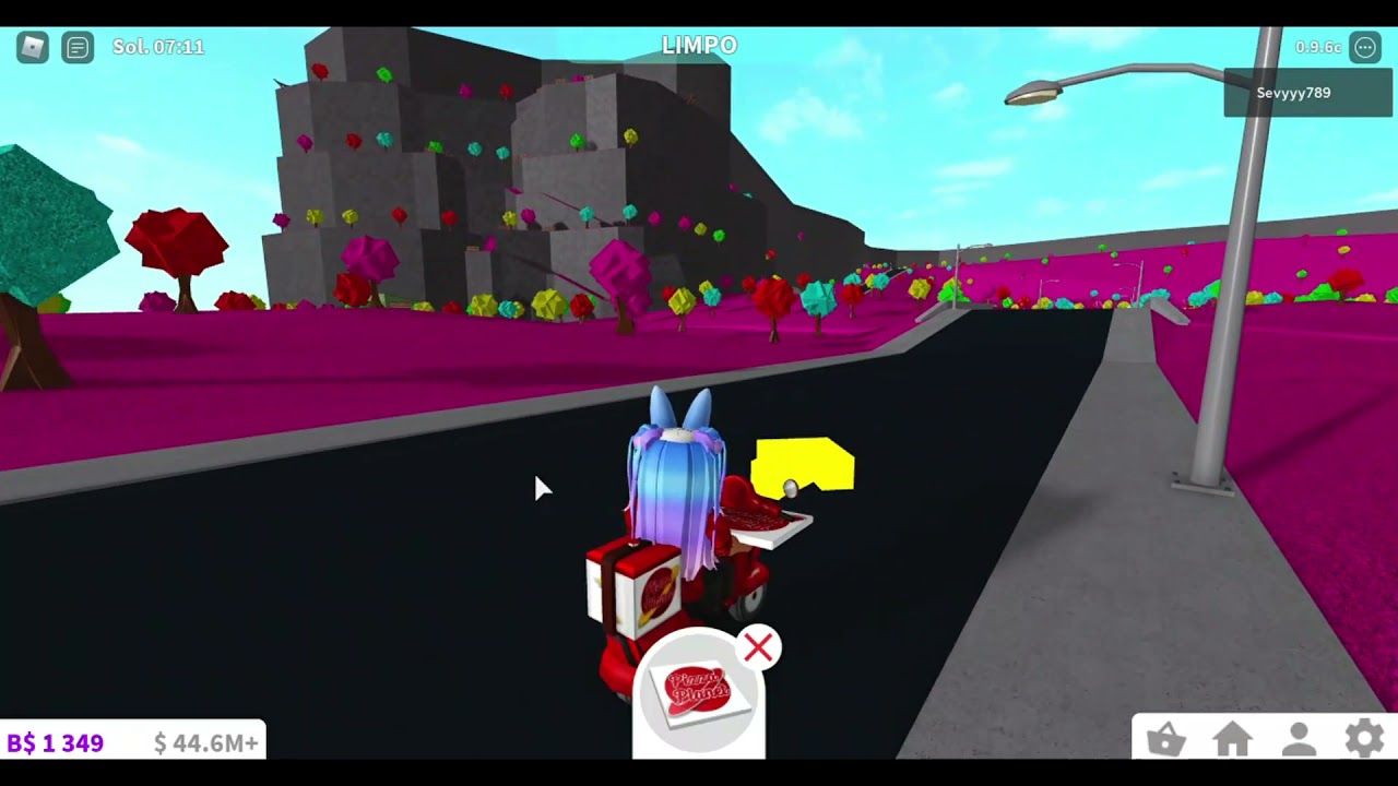 um servidor privado de roblox e liminal? porque parece (pra mim