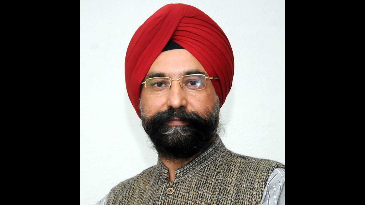 Amul MD Gets Extortion Calls from Gangster | Amul MD R.S. Sodhi gets threat call from underworld