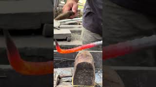 Traditional Blacksmith Making an Oil Palm Harvesting Tool #blacksmith #traditionalcraft #metalwork