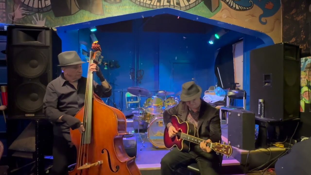 Sample promos Acoustic Guitar and Upright Bass