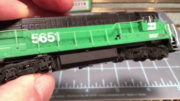 Review - Arnold - N Scale - U28c BN 5651 - 15 February 2020 - Running Trains!
