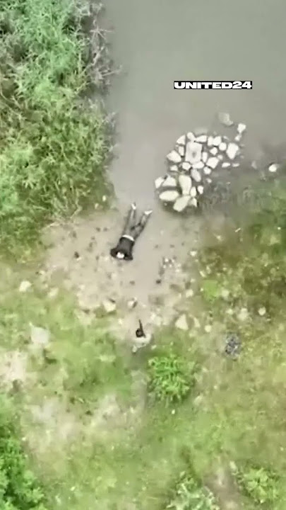 🇷🇺 Russian soldier swims to surrender to the 🇺🇦Ukrainian army #warinukraine #shorts