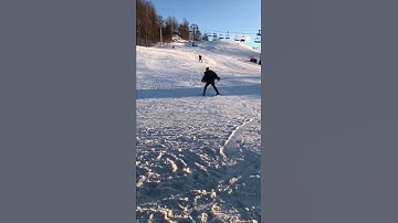 Guy Crashes Into Ski Poles While Skiing For First Time - 1319967