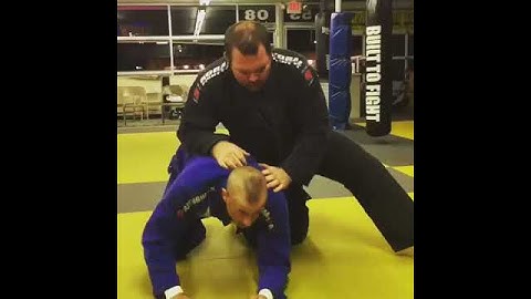 Clock choke variation using lapel