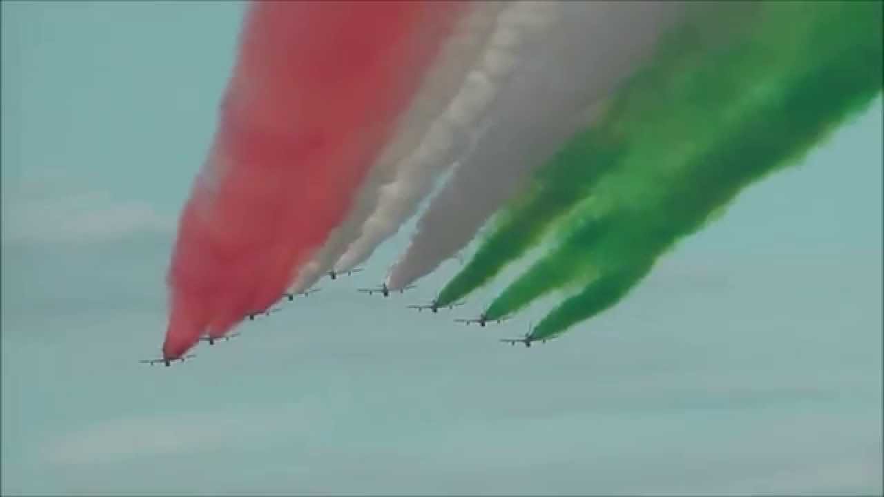 Frecce Tricolori sorvolo Jesolo 2014 - YouTube