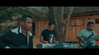 Dassi & friends Pilofasy feat Nomena cover Rah kiki Film by Ianja Pondy