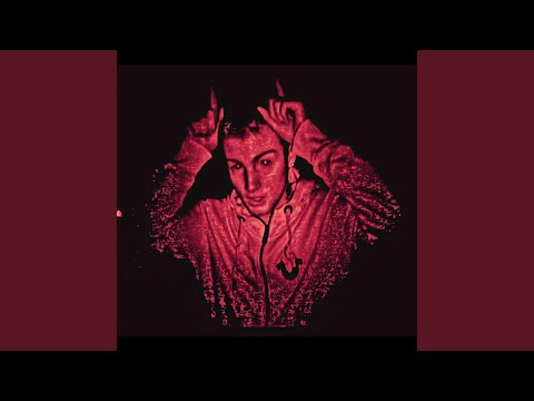 Obejrzyj Devil B1tch w YouTube Obejrzyj Devil B1tch w YouTube