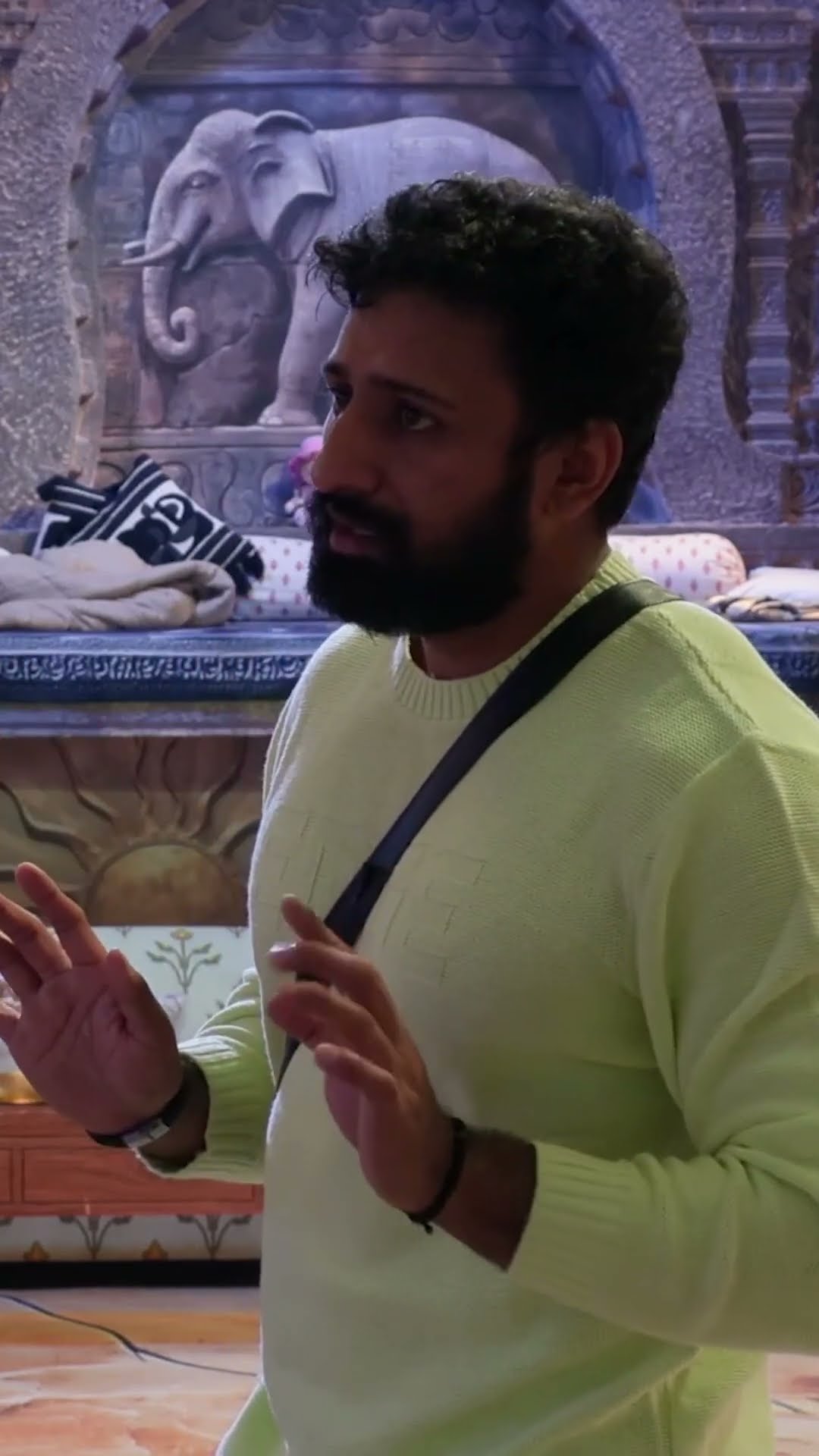 Avinash ने मांगी Rajat से clarification | Bigg Boss 18