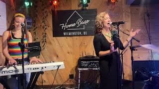 Feeling Good - Nina Simone Cover By Logan Breunig Resimi