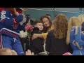 На хоккейном матче в Петербурге впервые встретились донор и реципиент