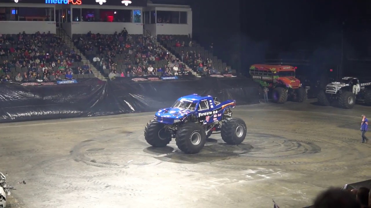 Bigfoot Doing Burnouts at Monster Truck Nationals 2018.