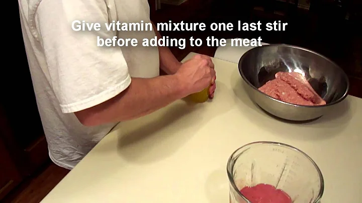 Video 11824711: sphynx tom