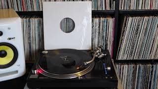Celi Bee - I'm Free (1983)