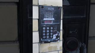 Чёрный Домофон Eltis DP300-RD24 (Вызов в 6-ю квартиру)