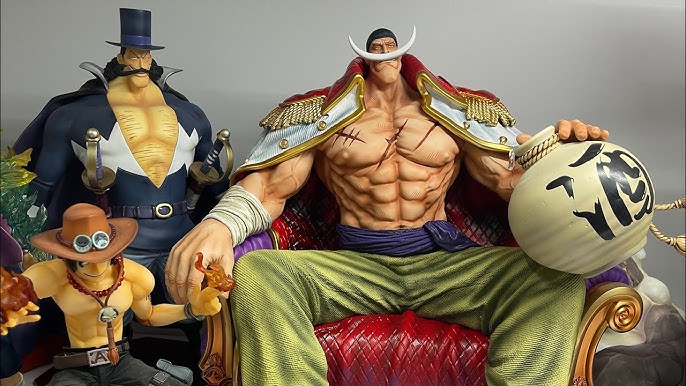 Figurine Barbe Blanche vs Akainu - One Piece