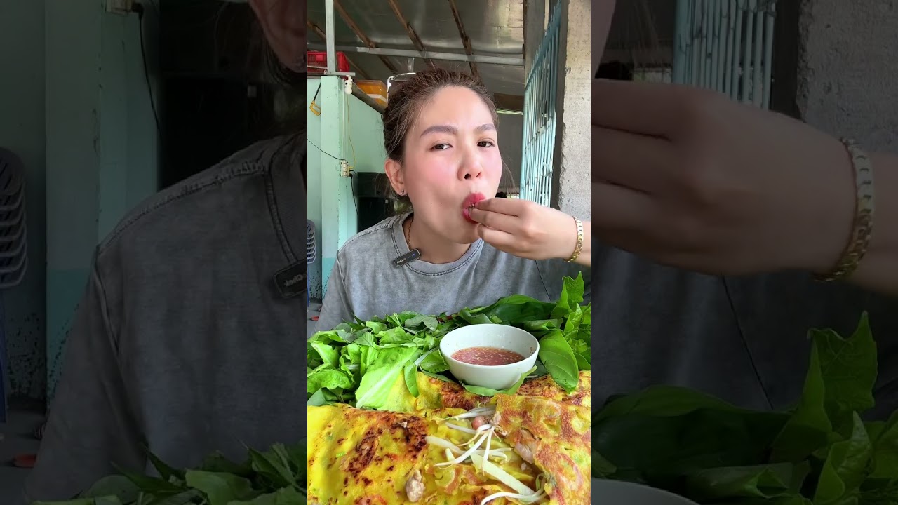 Bánh Xèo Miền Tây Cuốn Cùng Mâm Rau Rừng, Mắm Chua Ngọt Ngon Bá Cháy 