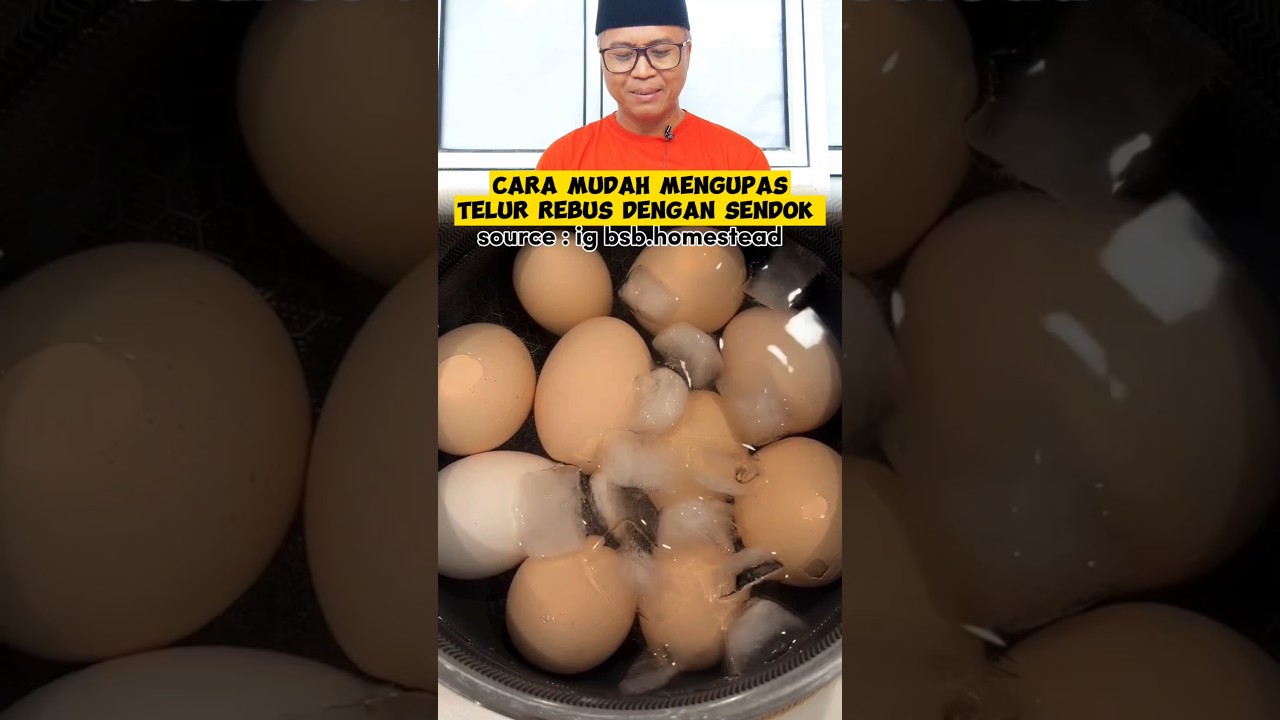 Cara mudah mengupas telur rebus dengan sendok ! #reaction #shorts