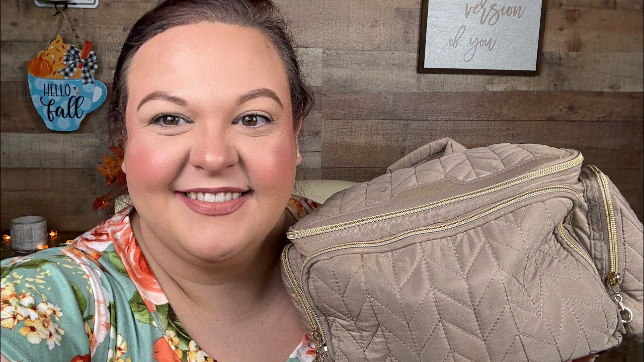 Let’s fill my makeup bag