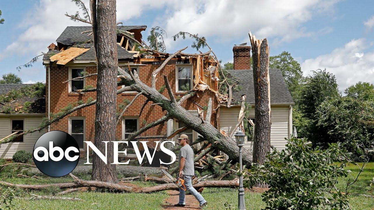 Hurricane Isaias, Beirut explosion, El Paso attack: Week in Photos