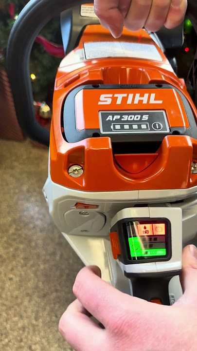STIHL MSA 300, the best present under the tree? #stihlchainsaw #stihl #diy #tools #stihlmsa300