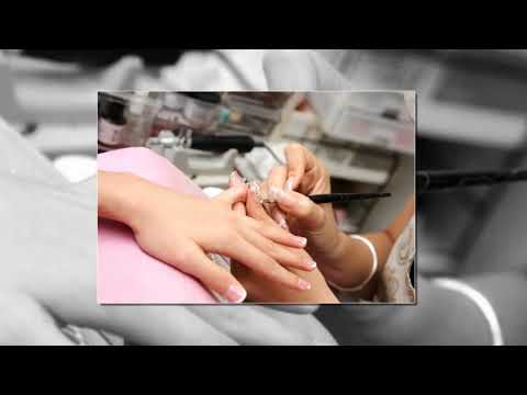 Video: Hoe u kunt voorkomen dat uw nagelriem schilfert (met afbeeldingen)