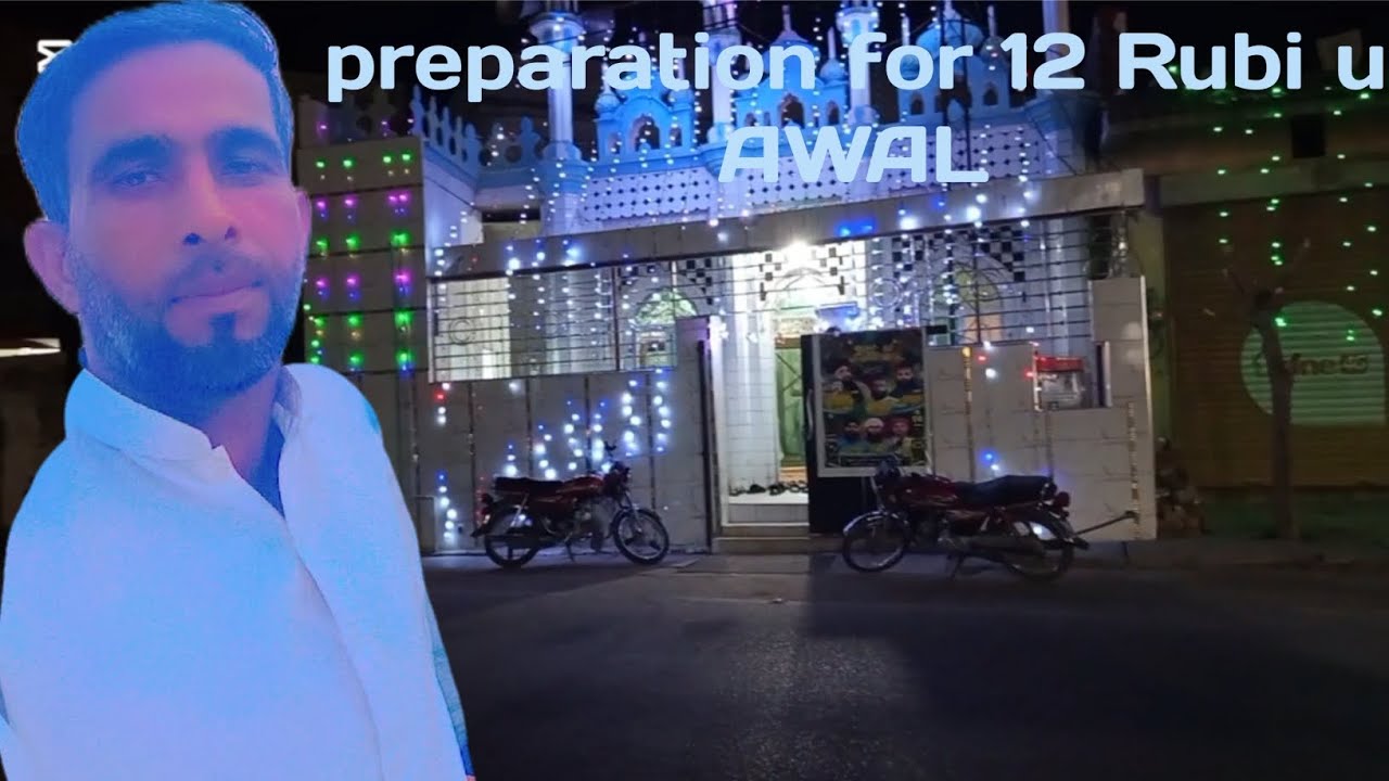 People where getting ready for 12 Rubi ul AWAL beautiful lighting nice view of kalgarh 