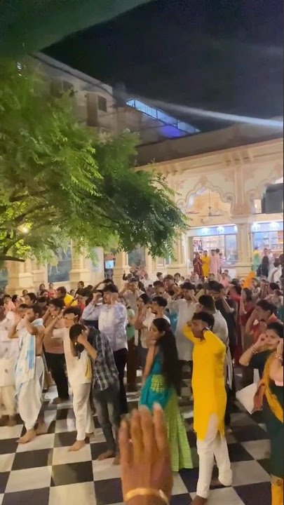 Vrindavan iskcon temple dance 🦚❤️ #vrindavan #iskcon #devotees #dance #shorts #krishnabhajan