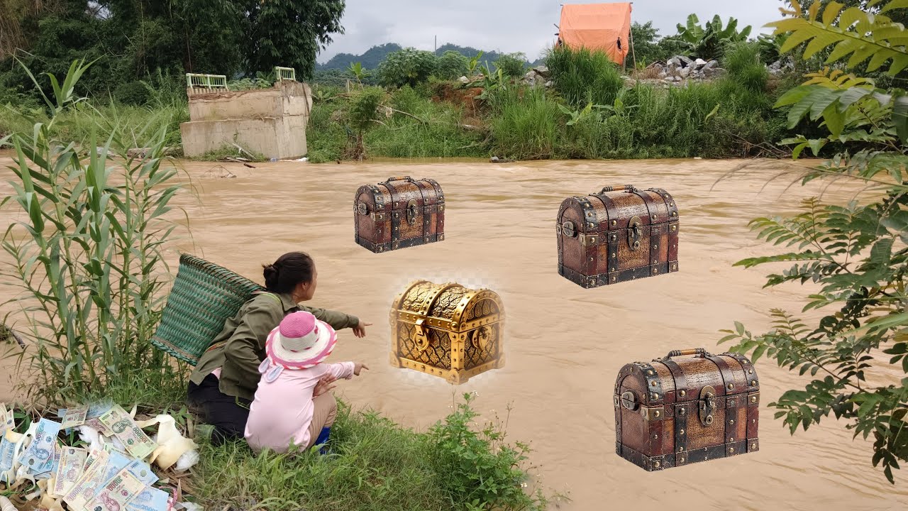 Stolen huge amount of money discovered many treasures floating in flash flood