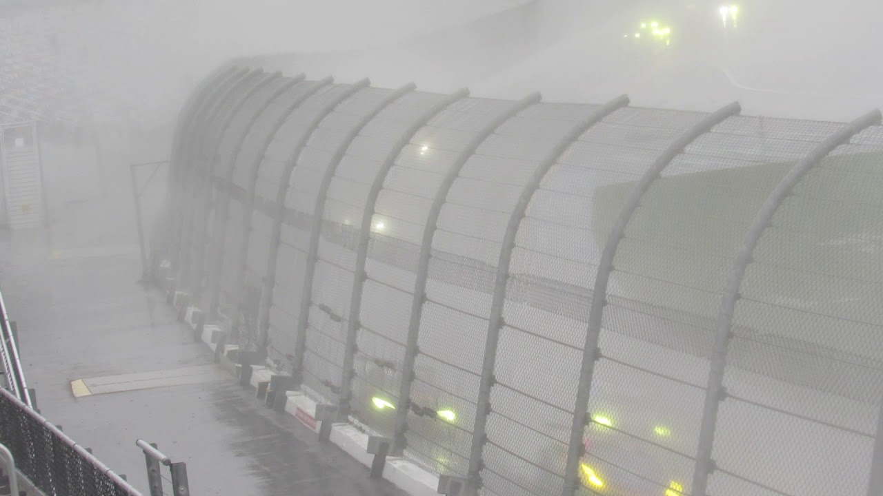 Rolex 24 at Daytona 2019 Restart in the Rain