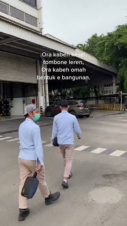 story' wa kuli pabrik
