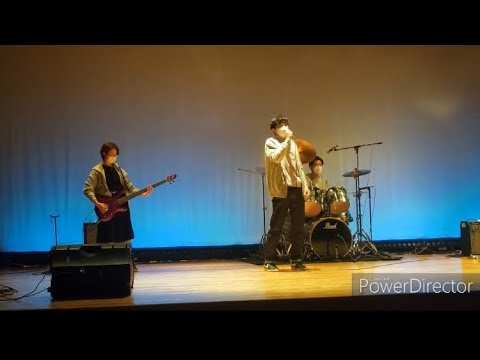 曇天 / DOES