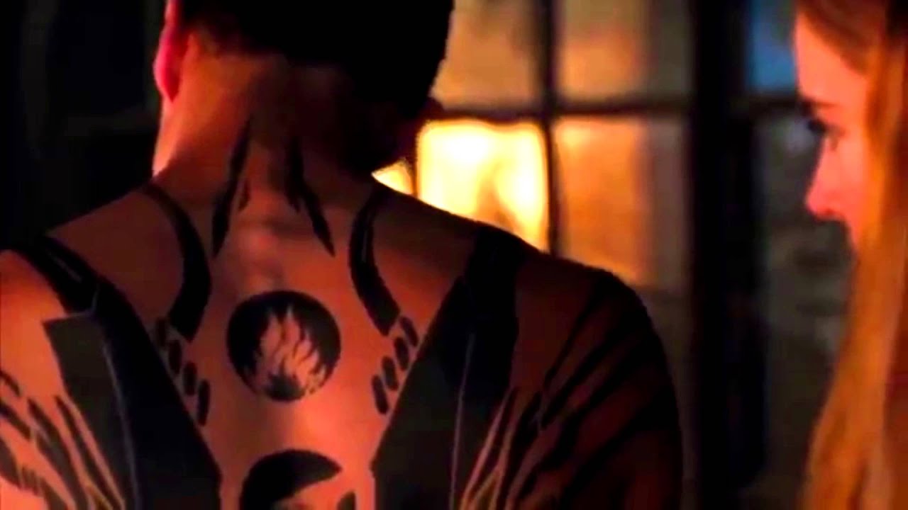 Katniss & Tris ||everybody wants to rule the world