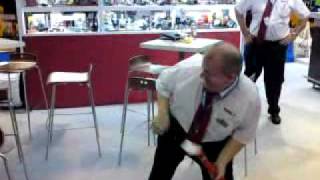 TVH Dancing Dave does Quo.MP4