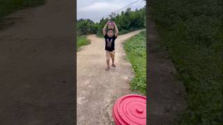 Trò Đùa Của Cậu Bé Tốt Bụng