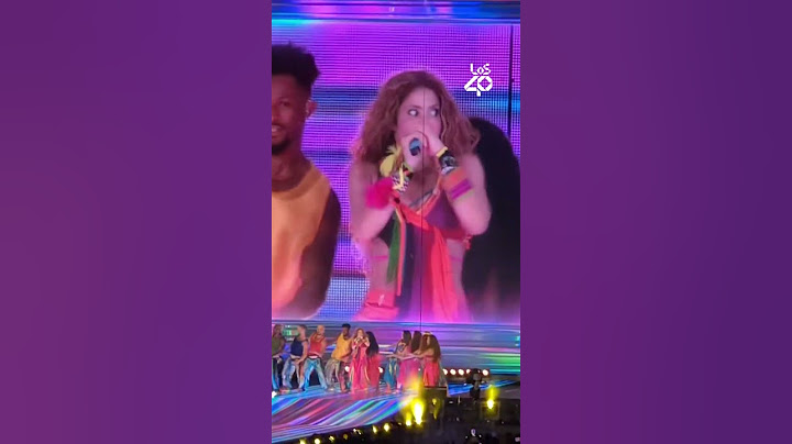 La reacción de SHAKIRA al ver que se le abre la falda en mitad de su concierto 😬| LOS40