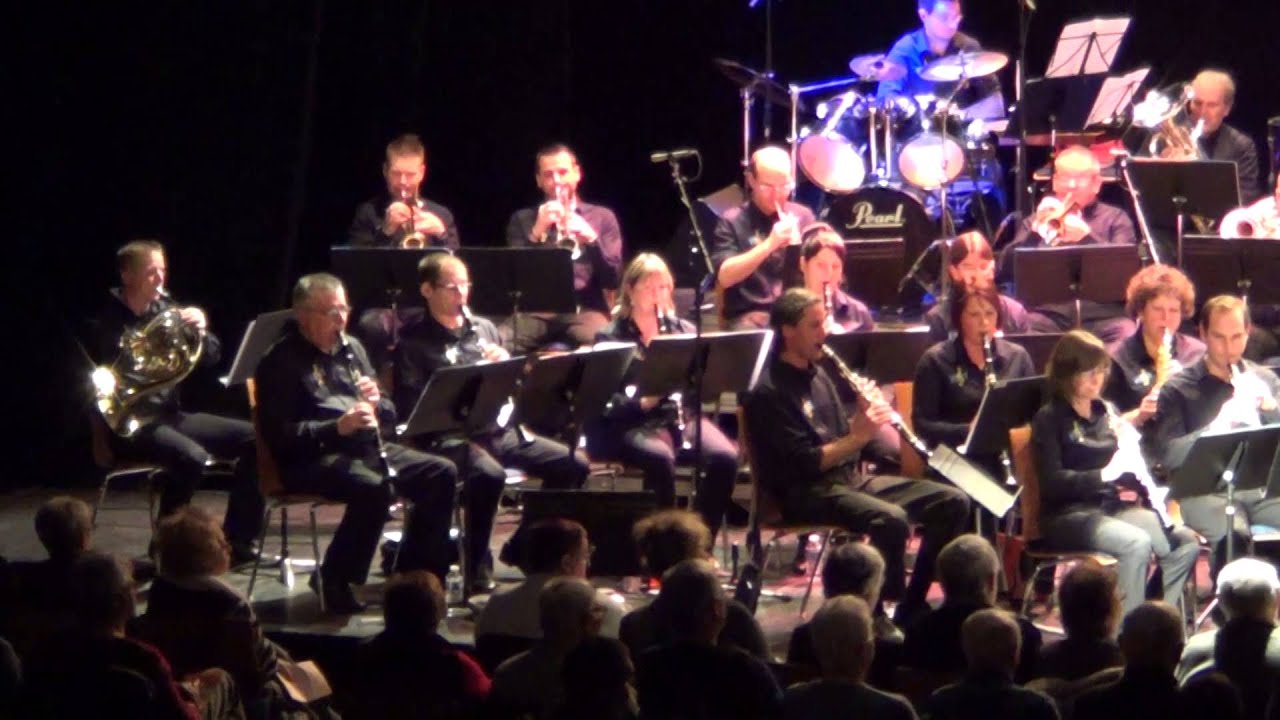 Classic Medley   arr  Robert Fienga