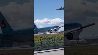 Korean Air 777300er Landing At Lax